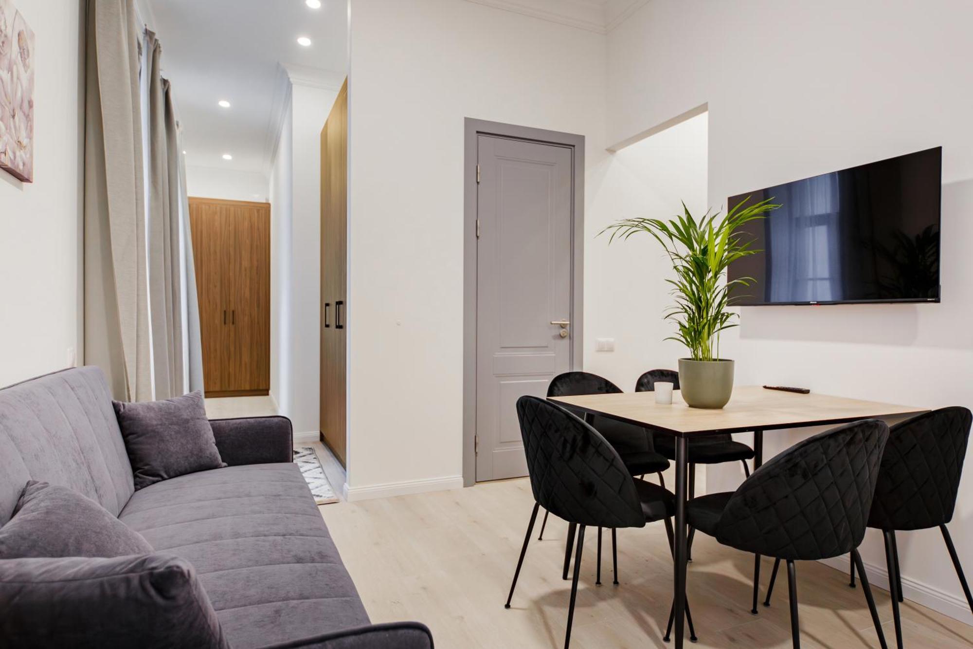 Rigaapartment Elizabetes 22 Self-service Khách sạn hẻo lánh Riga